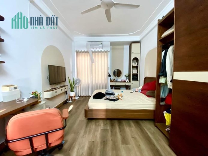 MẶT PHỐ DƯƠNG QUẢNG HÀM CẦU GIẤY - KINH DOANH ĐỈNH - DÒNG TIỀN TỐT - 103M2 GIÁ CHÀO 25.8 TỶ.