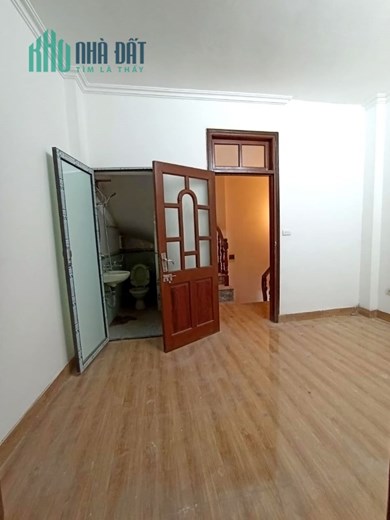 Nhà 25m2, ngõ chợ Khâm Thiên, 4 tầng, 3 ngủ, 3 vs, giá 2 tỷ 78