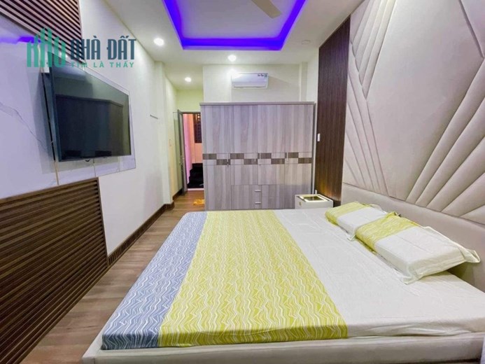 QUẬN 11  ÂU CƠ - DIỆN TÍCH 28M2 3 TẦNG - GIẢM 500 TRIỆU CÒN CHỈ 3 TỈ x