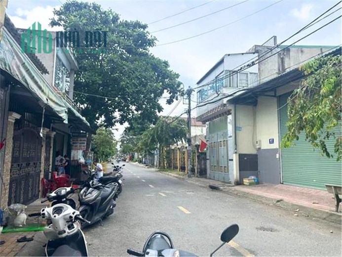 Bán Đất 250m2 Ngang 11M Đường Lớn 8M Thới Tam Thôn Hóc Môn