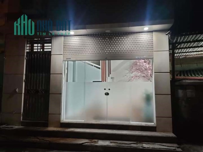 Bán Nhà Phố Mai Dịch 35m2 x 4 tầng, sát phố ngõ thông rộng, ô tô tránh, 3 phòng ngủ tặng full nội