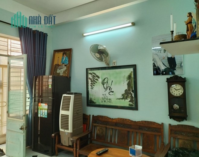 ♥ Nhà Lê Độ cách đường vài mét Kiệt 5m đang Kinh Doanh, 50m2, 3 Mê, 2.x