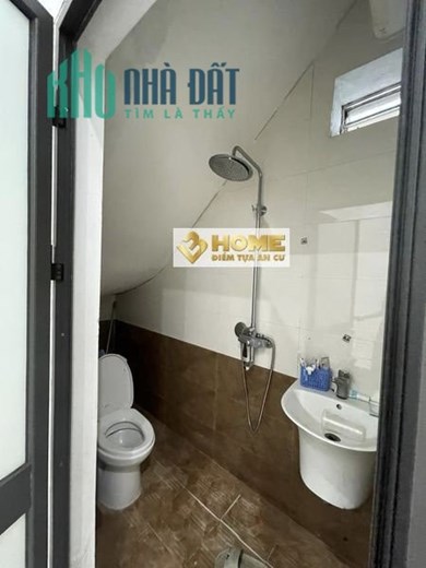 MN248. CHO THUÊ NHÀ MẶT NGÕ CHỢ CON