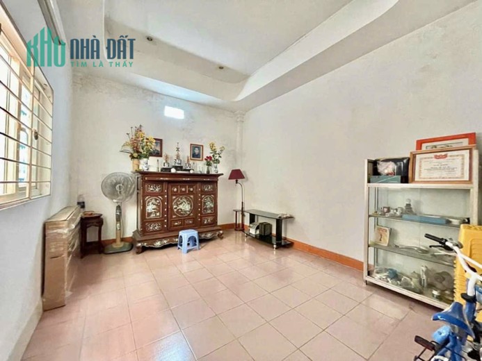 PHÂN LÔ - Ô TÔ - VỈA HÈ 2M - LÔ GÓC - NGÕ THÔNG - DÂN XÂY KCBT CHẮC CHẮN Ở NGAY