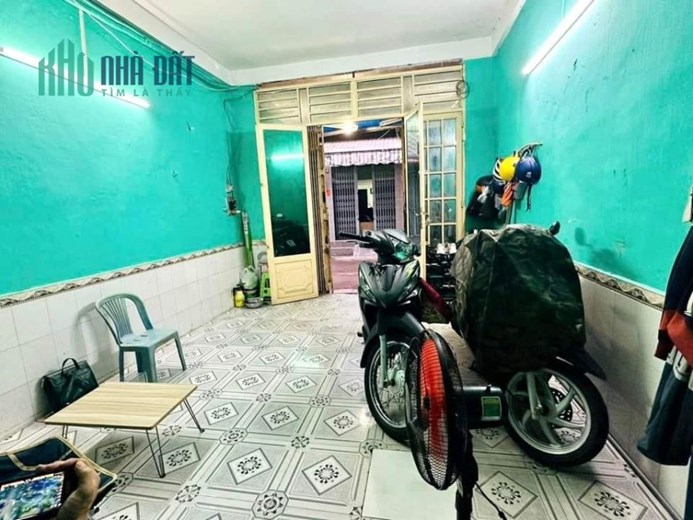 BÁN NHÀ - LẠC LONG QUÂN - Q.11 - HẺM 7M THÔNG  - KINH DOANH TỐT - 39M2 - 3 TẦNG  - 6 TỶ