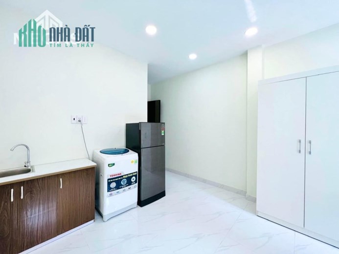 Studio 35m2 Ban Công - Full Nội Thất Lê Thánh Tôn Quận 1