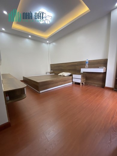 Bán nhà xuân la Tây Hồ,nhà đẹp ,thiết kế phù hopqj cho hộ gia đình.32m.5t.4,3 tỷ