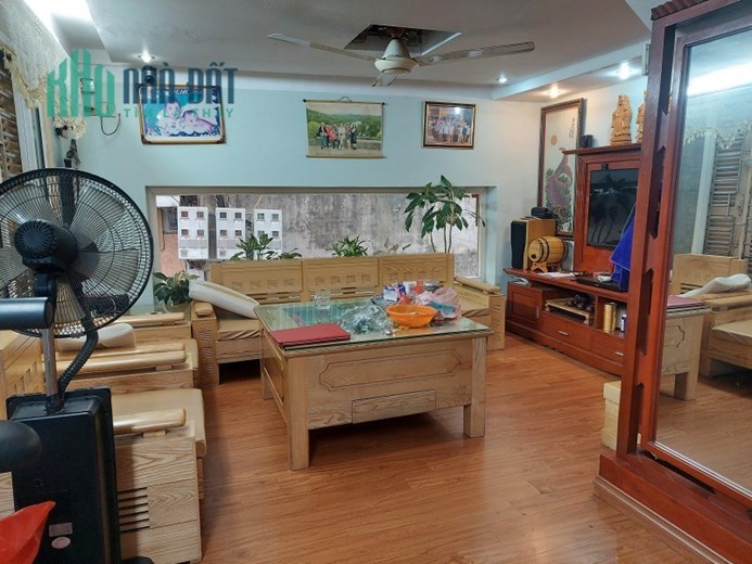 Bán nhà phân lô Nguyễn Chí Thanh, 40m, vỉa hè, ô tô chạy vòng quanh, kinh doanh sầm uất 9 tỷ lh