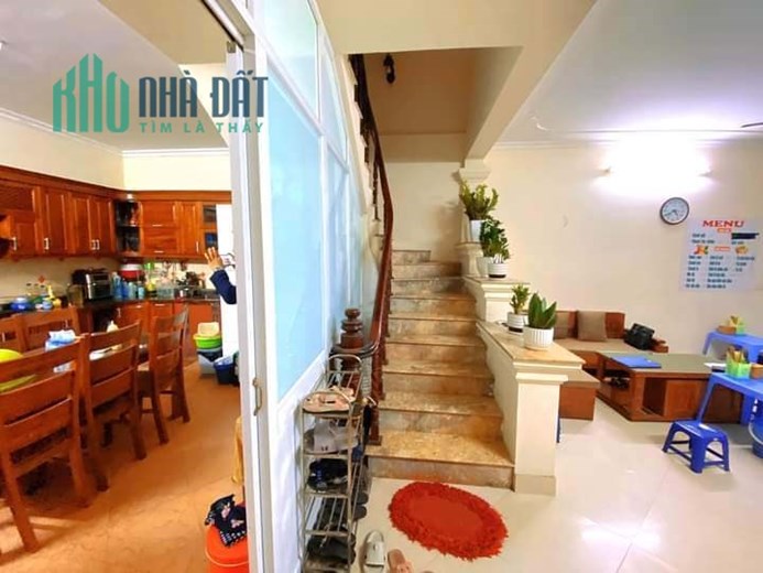 Bán Nhà Ngõ 59 Phố Phạm Văn Đồng 52m2 x 4 tầng, căn góc 4 phòng ngủ + 1 cửa hàng kinh doanh, giá