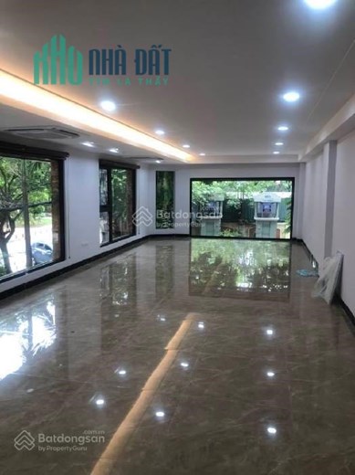 Chính chủ Bán Nhà xây mới tại Đường Trần Quang Diệu Hoàng Cầu Ô Chợ Dừa Đống Đa dt 90 m2 giá 3xx tỷ