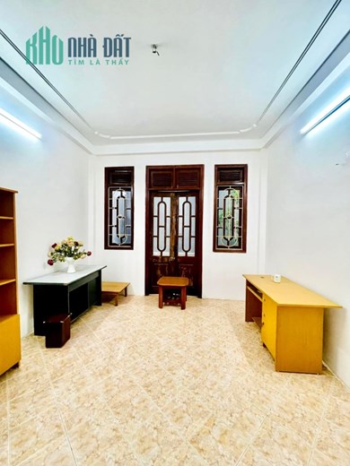 Nhà phố chợ Khâm Thiên 30m2, 4 tầng, giá 2.95 tỷ