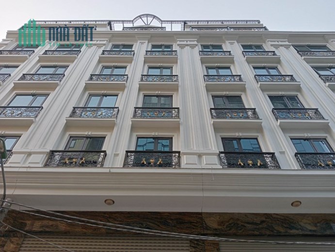 Bán Nhà mặt phố có mặt tiền siêu đẹp 21.5m, Tại Đường Láng, Thượng,  Đống Đa, DT 300m2, GIÁ 220 TỶ