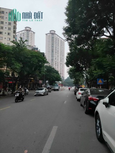 bán gấp tòa nhà vp  xây mới tại Vũ Phạm Hàm Nguyễn Khang Yên Hòa Cầu Gíấy dt 100 m2 giá 40 tỷ