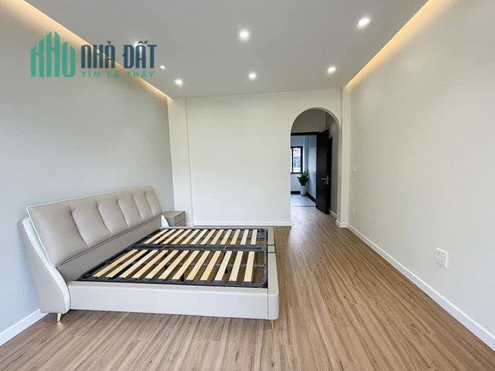 Bán Rẻ Nhà nguyễn chí Thanh, Quận 11,DT37m2 nhính 5TỶ9 sở hửu ngay căn nhà 4 tầng