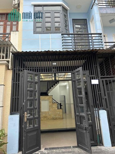 Nhà đẹp 2 lầu hẻm xe hơi 4 phòng ngủ Tân Bình, chỉ 9.5 tr/th