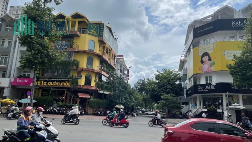BIỆT THỰ THANG MÁY XỊN XÒ, 5 TẦNG, 10x20m, TÂN HƯNG Q7, CÓ 70TỶ