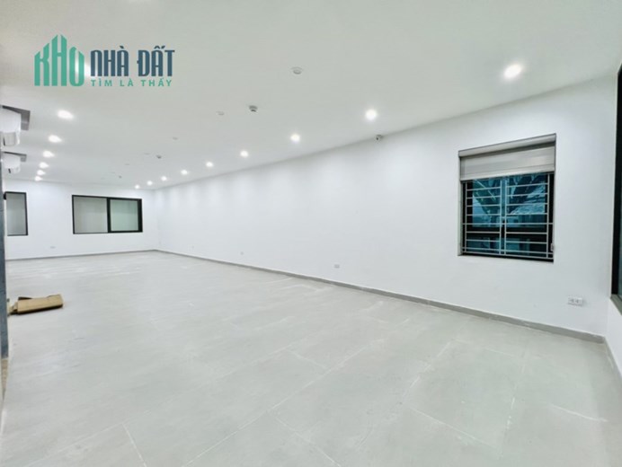 Cho thuê văn phòng ngõ Thái Hà, Đống Đa, nhà mới xây, tòa nhà 7 tầng, thang máy