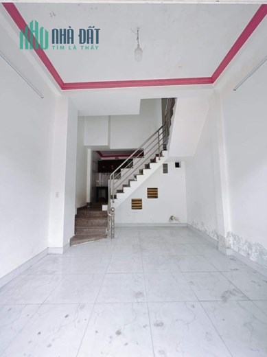 Bán Nhà Mặt Tiền Quận 7, 30m2, Ngang 4M, 3 Tầng, Vỉa hè 4M, Kinh Doanh