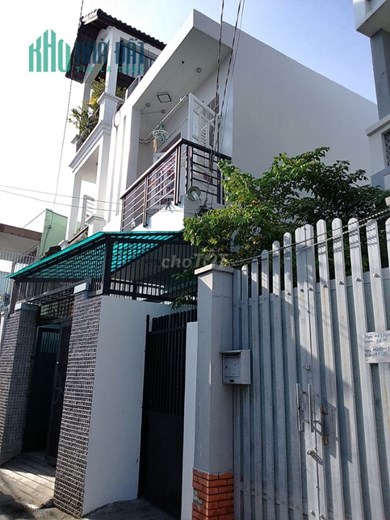 Cho thuê nhà đẹp 2 tầng gần chợ Tân Thuận