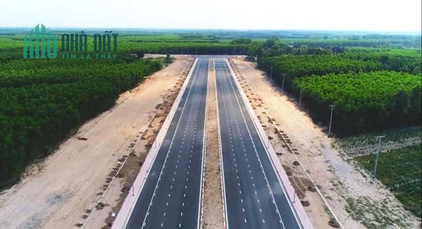 Bán 2 mặt tiền 25C - Nguyễn Hữu Cảnh ở Nhơn Trạch hơn 3200m đất siêu đẹp - Đón đầu sân bay Long