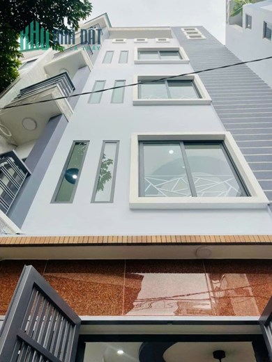 + CHỦ HẠ CHÀO SÂU THÊM 300 TRIỆU- TỔNG HẠ CHÀO 1.4 TỶ - giá mới chỉ 10.6 tỷ. 
BÁN NHÀ ĐẸP PHÚ