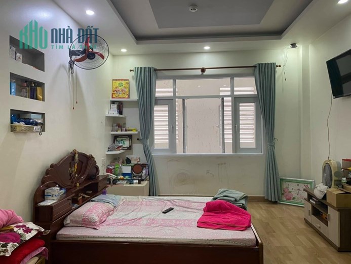 CHÍNH CỦ Bán nhà 50.4m2 hẻm thông, Nguyễn Văn Quá, P Đông Hưng Thuận, quận 12.