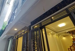 Bán nhà Thanh Nhàn , Giá giảm chào 300tr , 46m2 , mặt tiền 6,2m , chỉ 3,7 tỷ , 10m ra ngõ ô tô