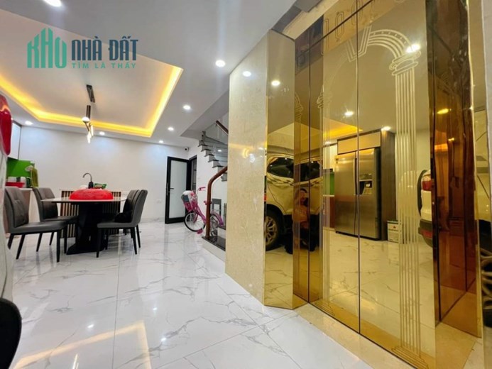 TRUNG TÂM THANH XUÂN - PHỐ LƯƠNG THẾ VINH -  PHÂN LÔ Ô TÔ TRÁNH . 55M X 6T. GIÁ 13 TỶ