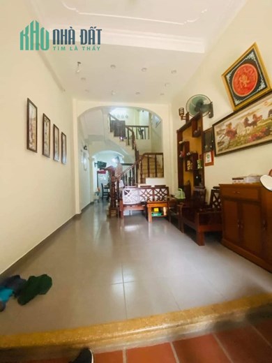 Bán Nhà Giáp Bát - Hoàng Mai, nhà dân xây Bền Đẹp, Giá Rẻ Nhất KV 62m2 4T Chỉ 5 tỷ 100 triệu