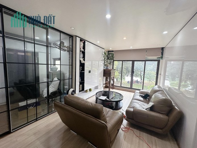 Bán nhà Mặt Hồ Ba Mẫu 45m2, 4 tầng, Vỉa hè – Gara Ô tô – Kinh Doanh giá 14,x tỷ