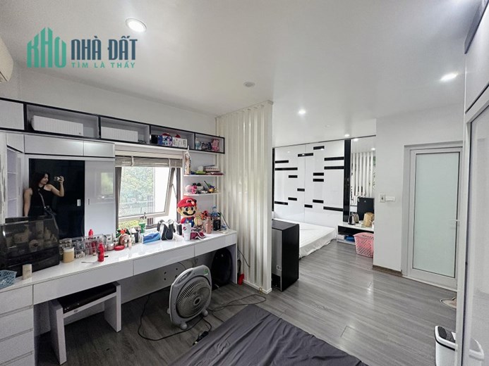 Bán nhà Mặt Hồ Ba Mẫu 45m2, 4 tầng, Vỉa hè – Gara Ô tô – Kinh Doanh giá 14,x tỷ
