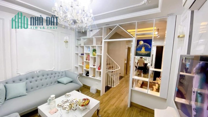 BÁN TRẦN QUANG DIỆU ĐỐNG ĐA PHÂN LÔ VỈ HÈ ÔTÔ KINH DOANH >16 TỶ 56M 6T