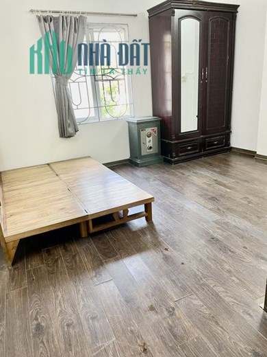 Bán nhà Hoàng HoaThám 25m2, 4T, mt3.5m, 2.6 tỷ, Ba Đình.