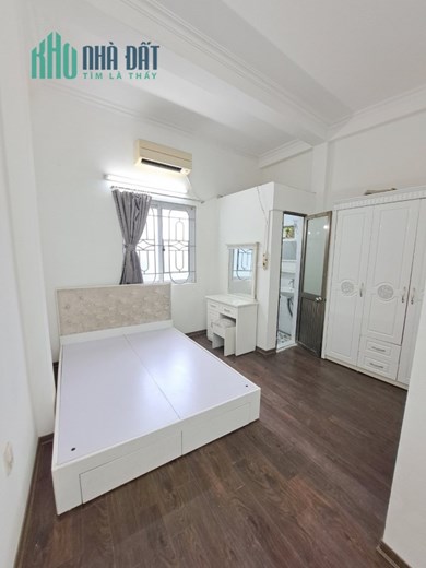 Bán nhà Hoàng HoaThám 25m2, 4T, mt3.5m, 2.6 tỷ, Ba Đình.