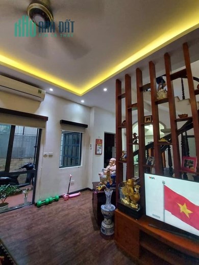 Bán nhà Chợ Khâm Thiên 35m2, 4T, ngõ rộng, thoán gần chợ, mặt tiền 5m cực đẹp,3,1 tỷ.