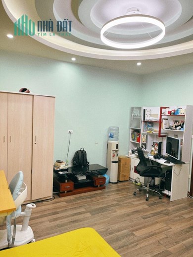 Cho thuê nhà Đào Tấn , Ba Đình nhà 3 mặt thoáng 45mx4T ở và KD gần phố hơn 10 tr