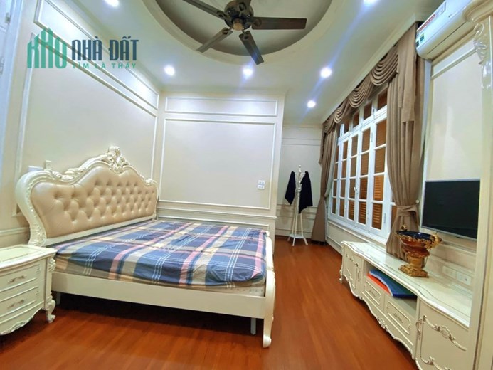 cho thuê biệt thự cầu giấy 110mx4T 4PN phun NT giá hơn 10 tr làm cafe on ở  ngay