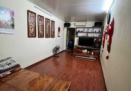 Bán Căn Hộ Tập Thể Ngõ 9 Phố Đào Tấn 19/60m2, tầng 2, 2 phòng ngủ đầy đủ công năng, mặt ngõ mà giá
