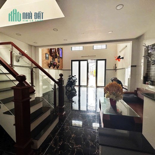 Bán nhà hẻm 5m thông Gò Dầu quận Tân phú DT  5 x 12-2T chỉ 4,3 tỷ TL