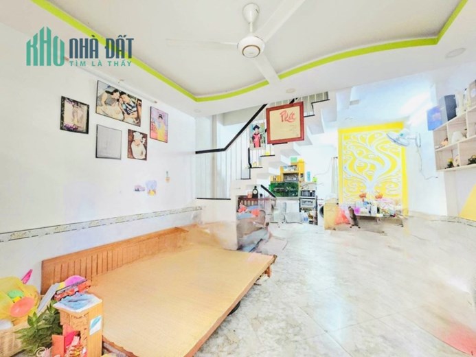 bán nhà siêu rẻ - Dương Quảng Hàm 35m 3tấm 4.2 x 9 giá 3.75 tỷ Phường 5 Gò Vấp