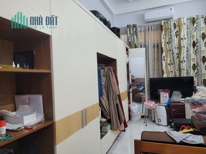 Bán gấp nhà phố VIP Võ Văn Dũng ôtô KD DT 42m  4Tg  MT 3,5m chỉ 8,9  tỷ LHCC.