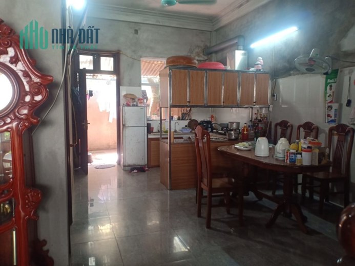 Bán đất tặng nhà 150m2, 3T, mt7,5m, 3.1 tỷ Thụy Lâm, Đông Anh.