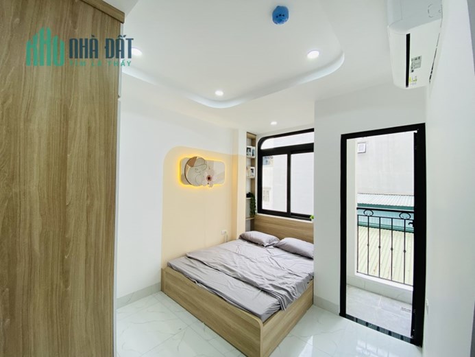 Cho Thuê Phòng 1194 Láng, Mới tinh, Full Đồ, Có Ban Công, 27m2, 3tr5