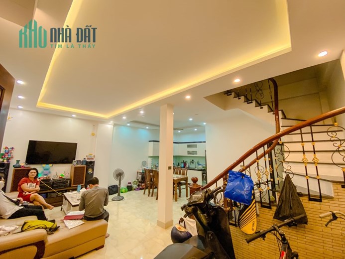 CHỦ CẦN BÁN NHÀ PHỐ YÊN LÃNG: 52M x 4 TẦNG, Ô TÔ 5 TẠ ĐỖ CỬA, KHU PHÂN LÔ DÂN TRÍ, CHỈ 7.7 TỶ