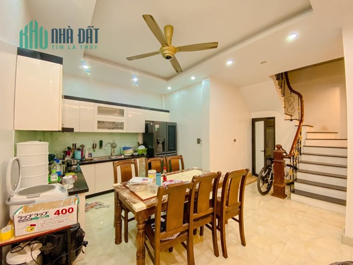 CHỦ CẦN BÁN NHÀ PHỐ YÊN LÃNG: 52M x 4 TẦNG, Ô TÔ 5 TẠ ĐỖ CỬA, KHU PHÂN LÔ DÂN TRÍ, CHỈ 7.7 TỶ