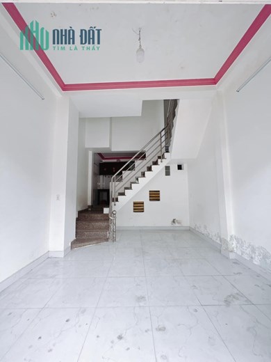 Chính Chủ Cần Bán CĂN NHÀ Mặt Tiền Đường Nguyễn Văn Qùy Quận 7