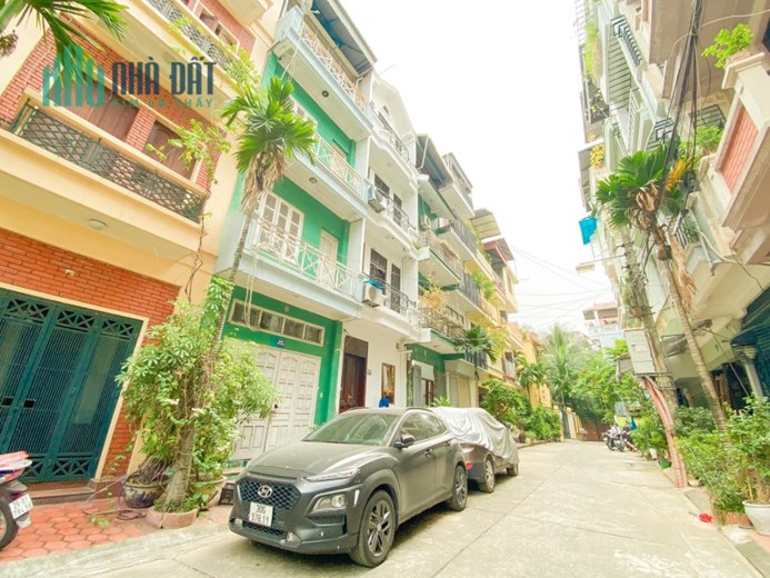 Bán nhà Phân Lô Tôn Đức Thắng 54m2, 5 Tầng, Vỉa hè ô tô tránh giá 15,x tỷ