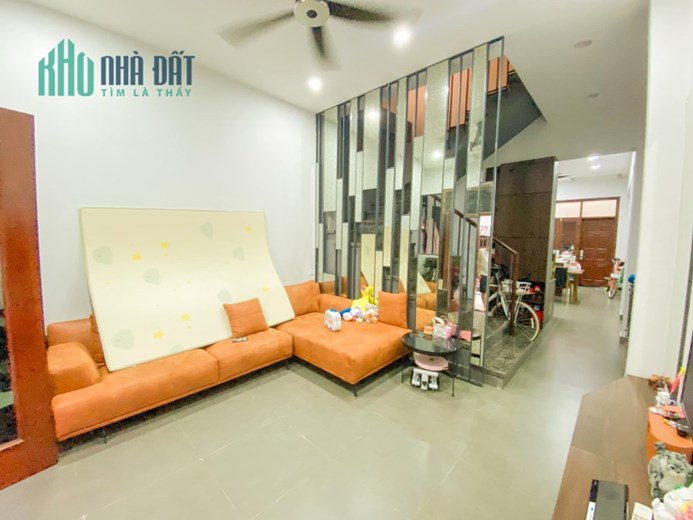 Bán nhà Phân Lô Tôn Đức Thắng 54m2, 5 Tầng, Vỉa hè ô tô tránh giá 15,x tỷ