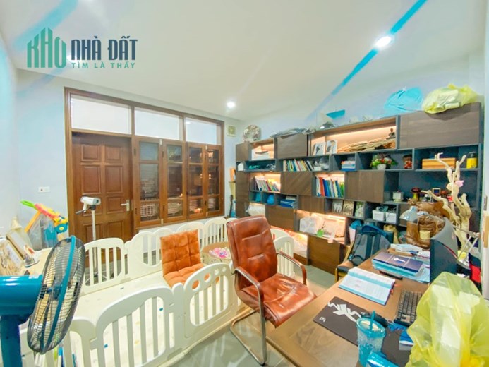 Bán nhà Phân Lô Tôn Đức Thắng 54m2, 5 Tầng, Vỉa hè ô tô tránh giá 15,x tỷ
