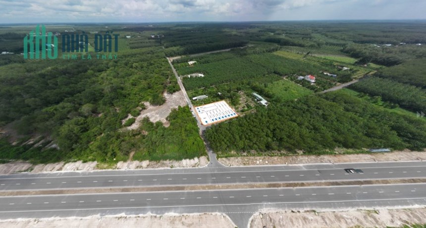 CÒN 3 LÔ CUỐI NẰM NGAY QUỐC LỘ 13 CÁCH CHỈ 500M
